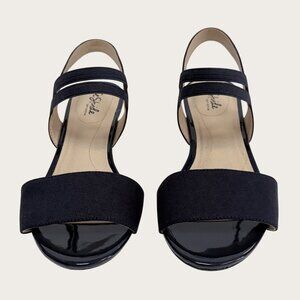 Life Stride Yolo Wedge Sandal Black Womens Shoe Size 8W New Comfort Stretch